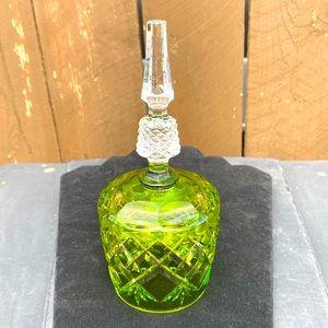 Rings in F Note Lead Crystal Green to Clear Bohemian Cut Crystal Bell